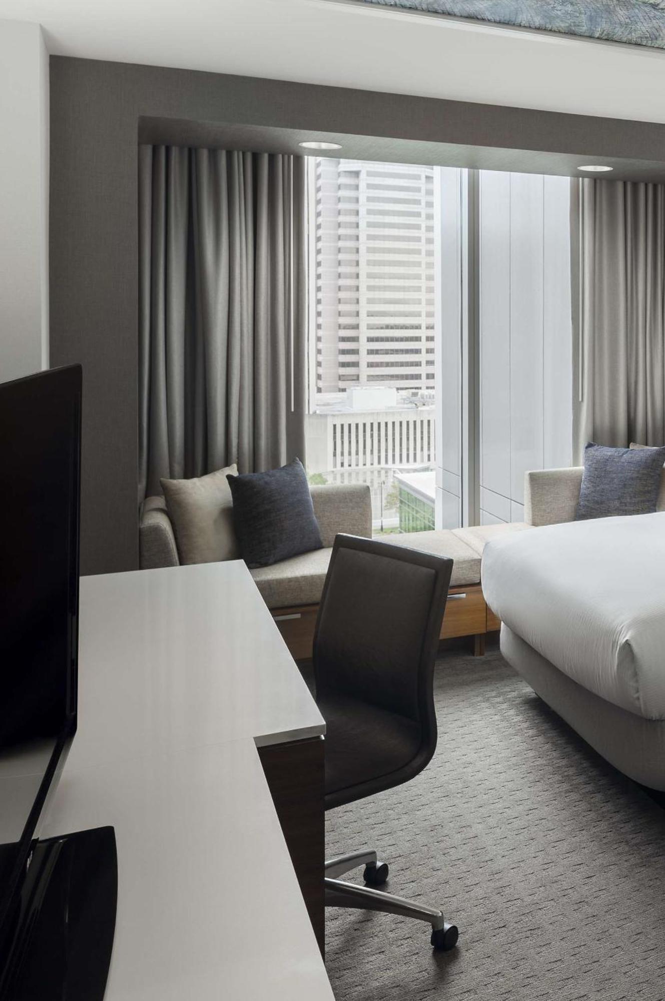 Hotel Hilton Columbus Downtown Exterior foto